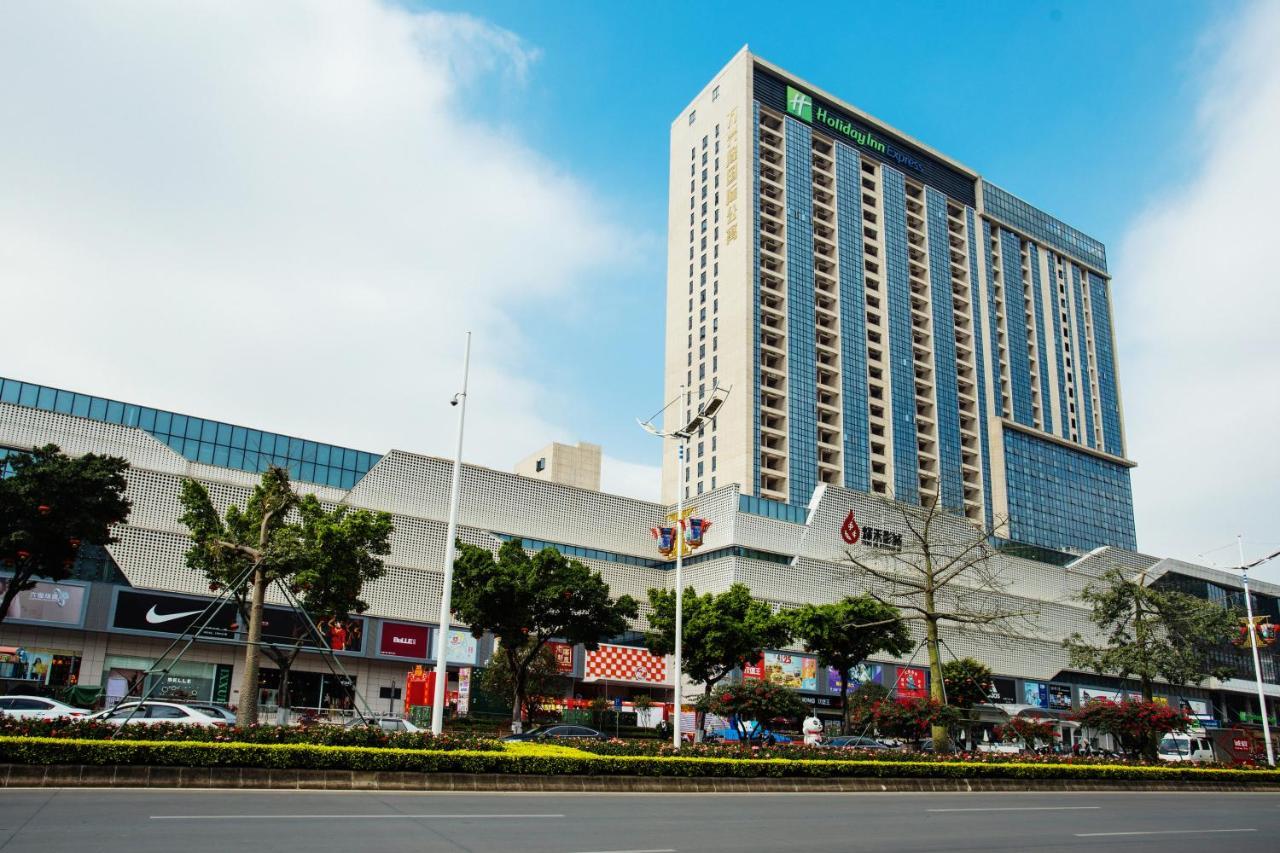 江门江海智选假日酒店 外观 照片